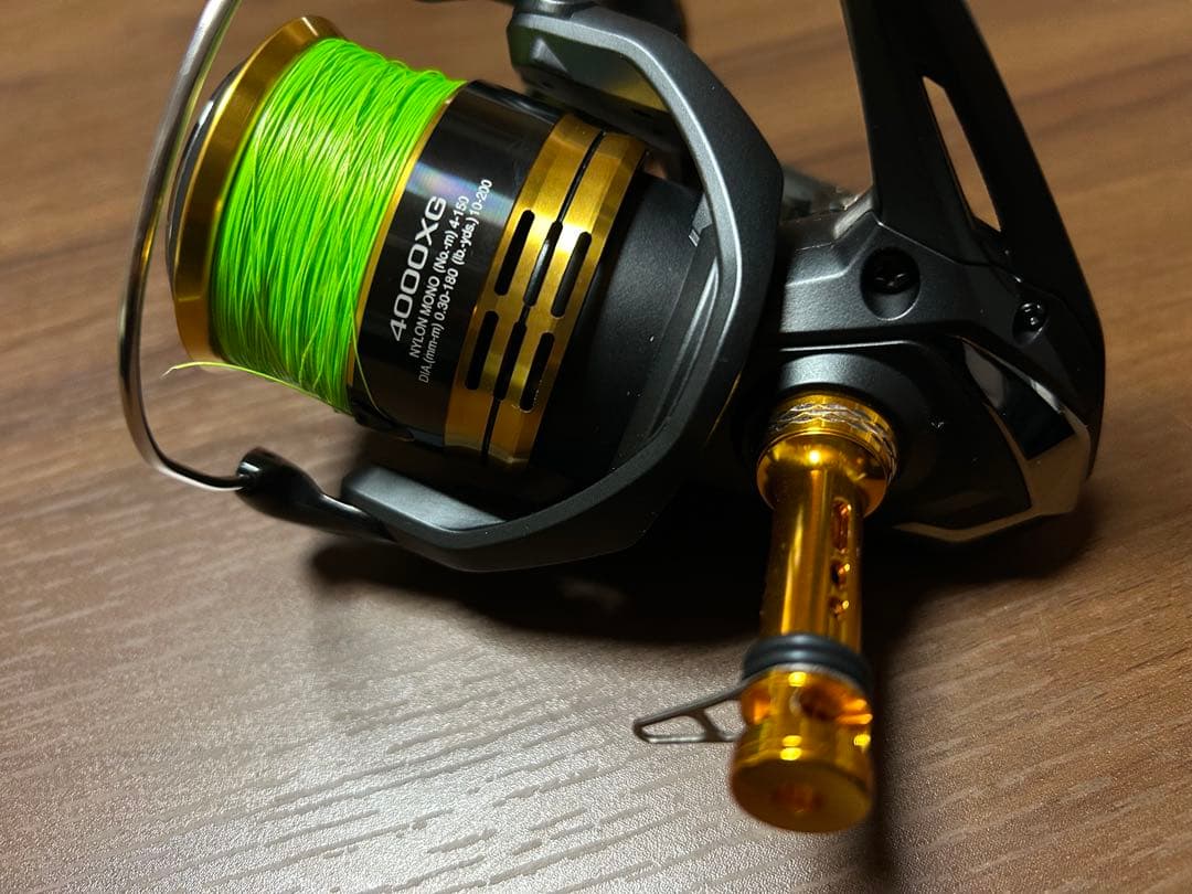 シマノ 22サハラ 4000XG ゴメクサスリールスタンド、ハンドルノブ交換