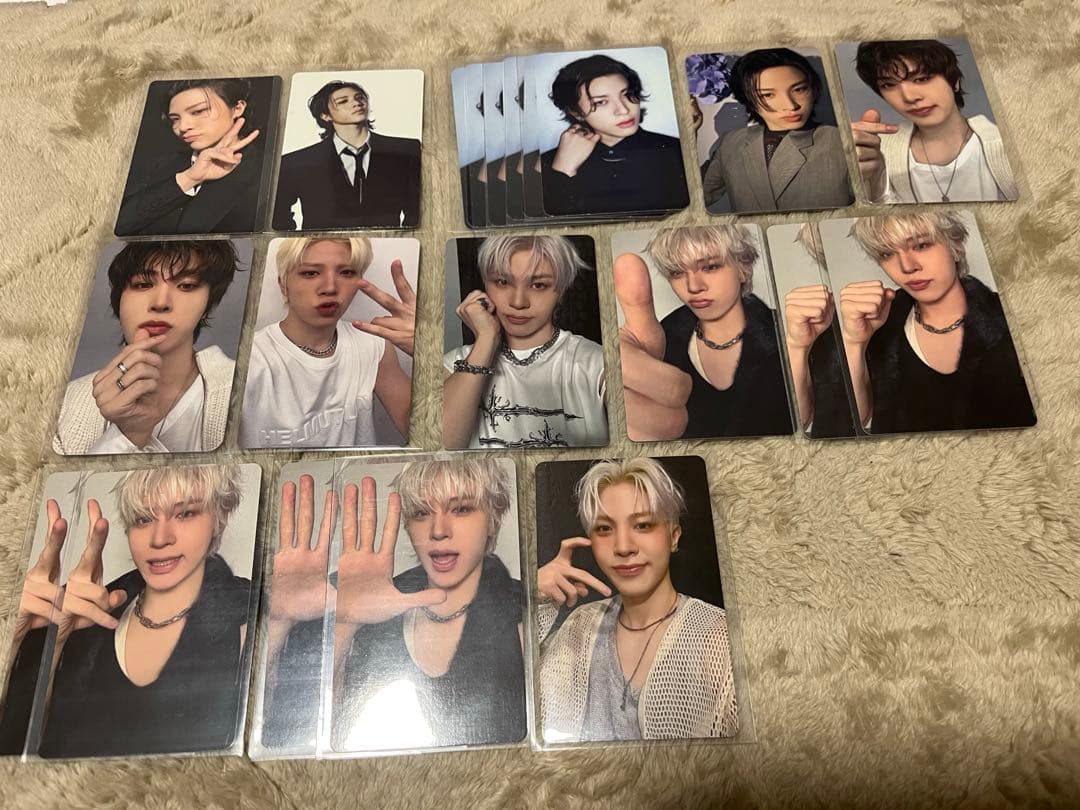 treasure ジョンファン トレカ セット - メルカリ