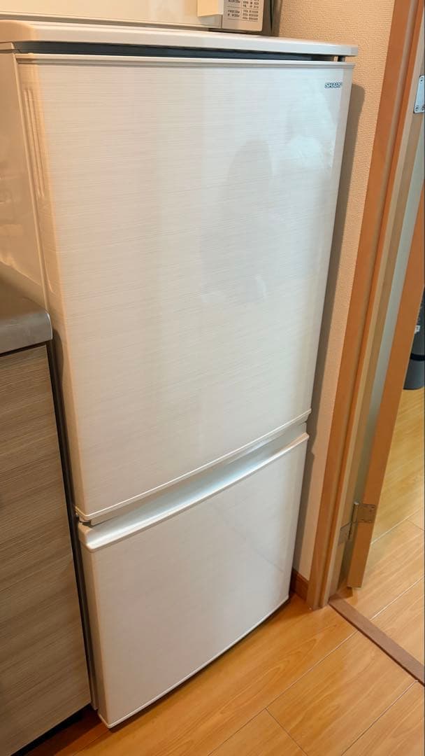 ホワイト 2ドア冷蔵庫【SHARP】 シャープ SHARP 冷蔵庫 6ドア 502L フレンチドア(観音開き) ブラスト