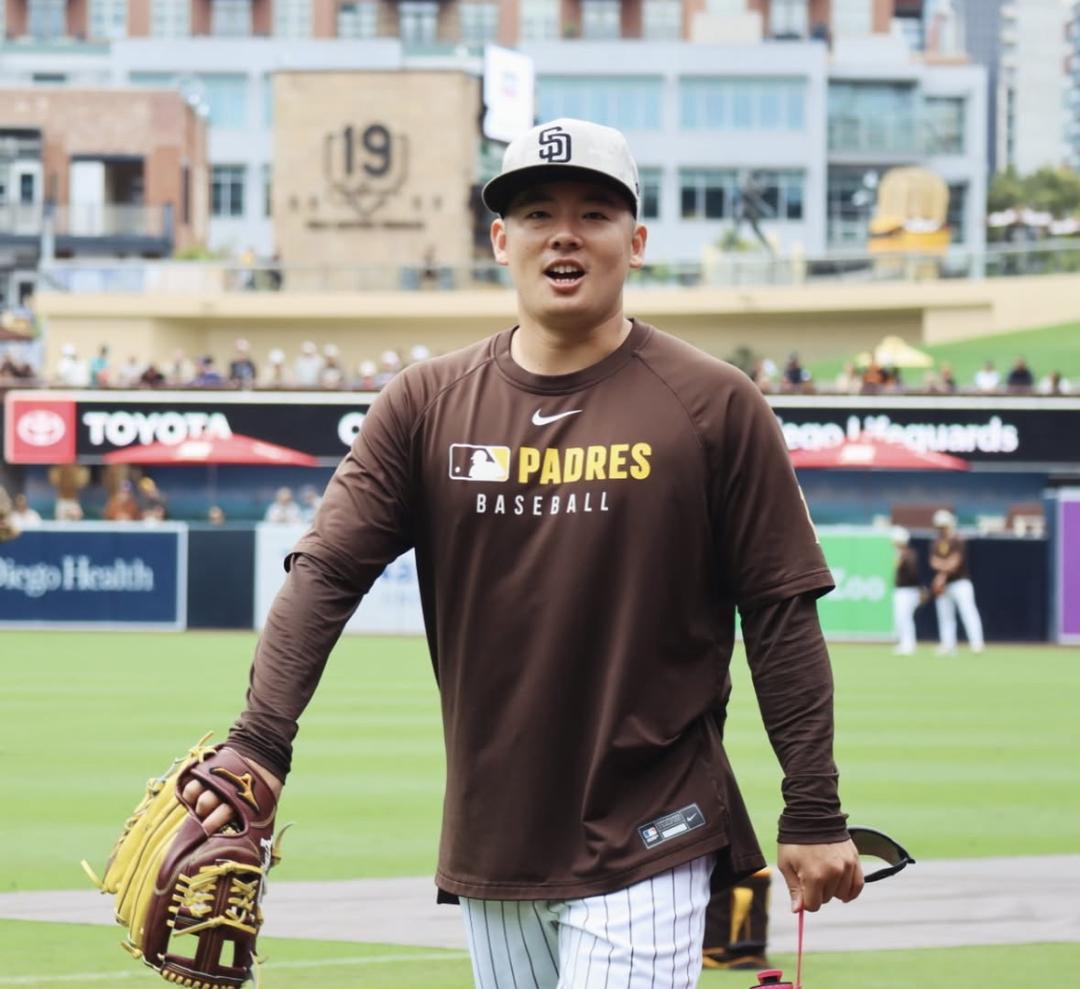 NIKE】SD パドレス 2025 ハイグレード プラクティスTシャツ M - メルカリ