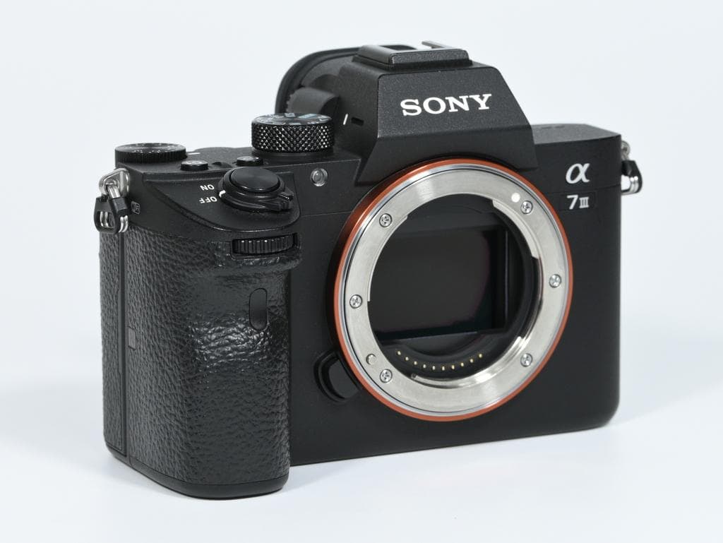 【美品】 ソニー α7 III ILCE-7M3 ボディ 《ショット数9650》