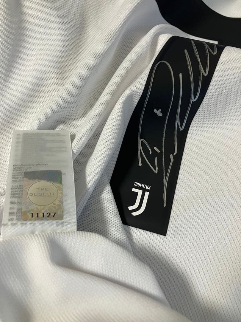 ロナウド サイン ユベントス18/19 thedugout - メルカリ