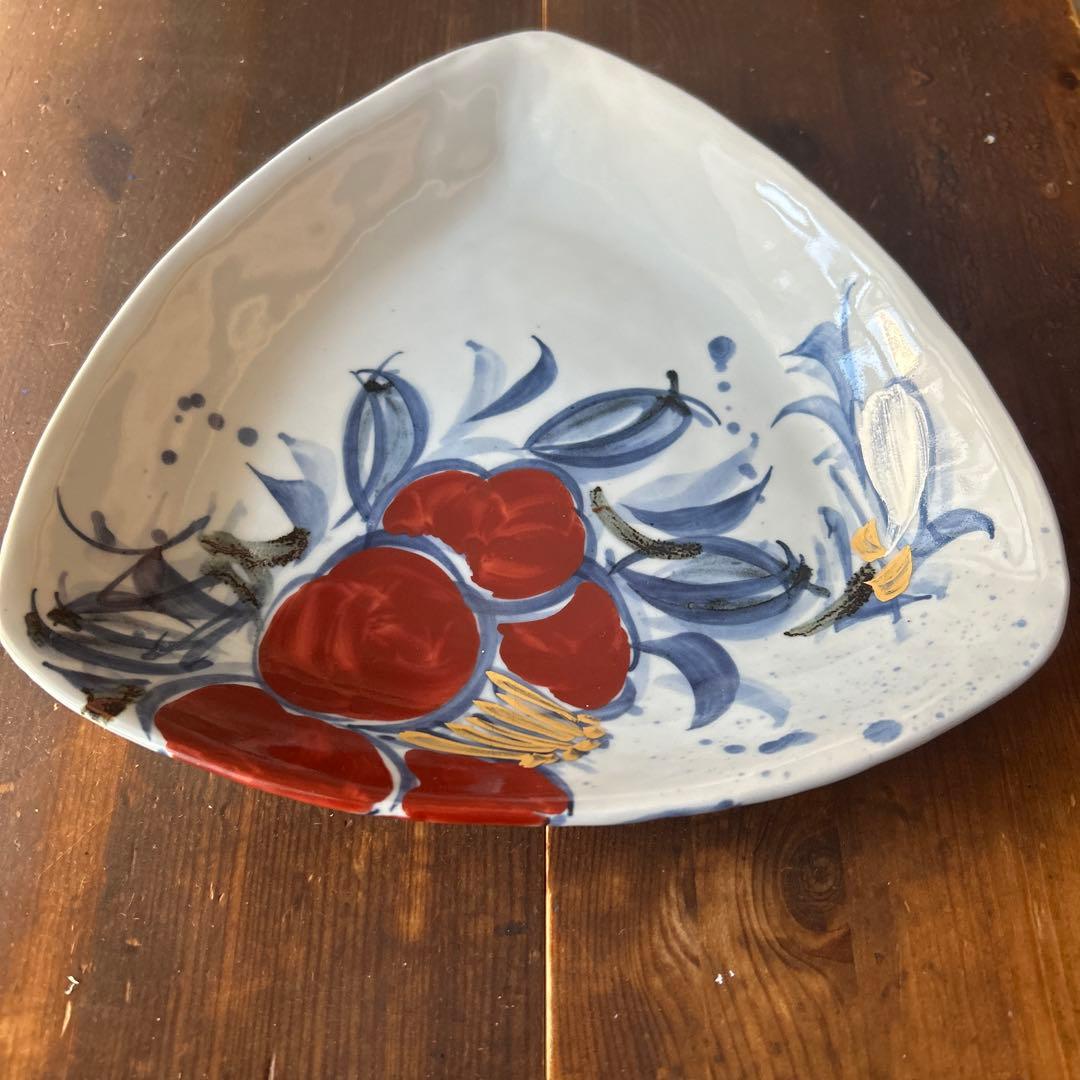 作家 陶芸作家 梅田純一 三角皿 三角鉢 椿