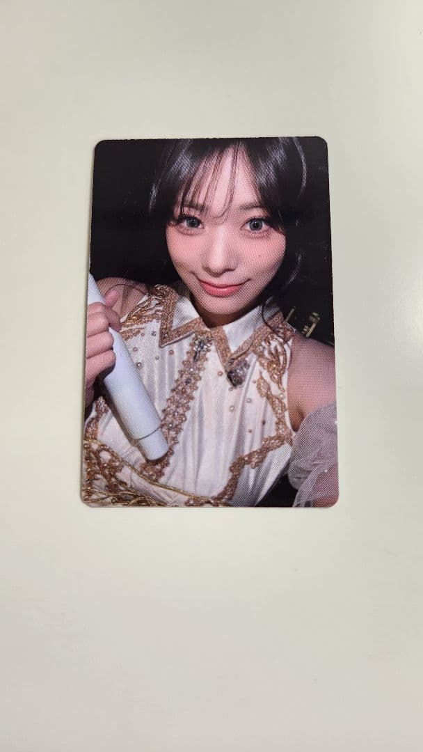 QWER VVIP入場特典 シヨン トレカ - メルカリ