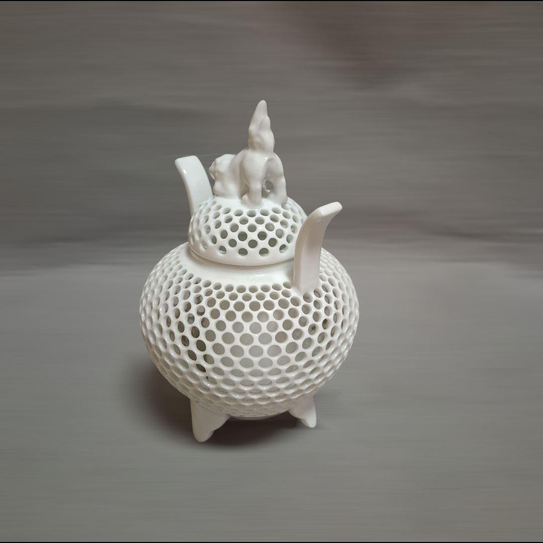 伊万里焼 香炉 白磁 幸仙作 透し彫 三足 お香 置物 インテリア - メルカリ