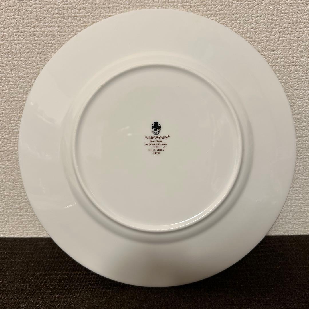 ウェッジウッド　コロンビア　セージグリーン　ディナープレート　22.5cm