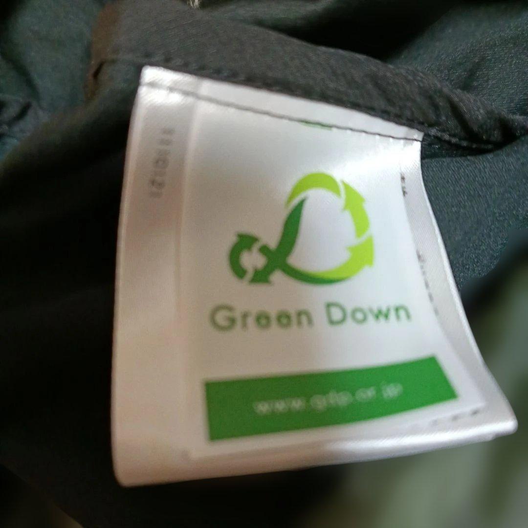 マンシングウェア 光を熱に変える ヒートナビ ＋5℃ ダウンベスト L 美