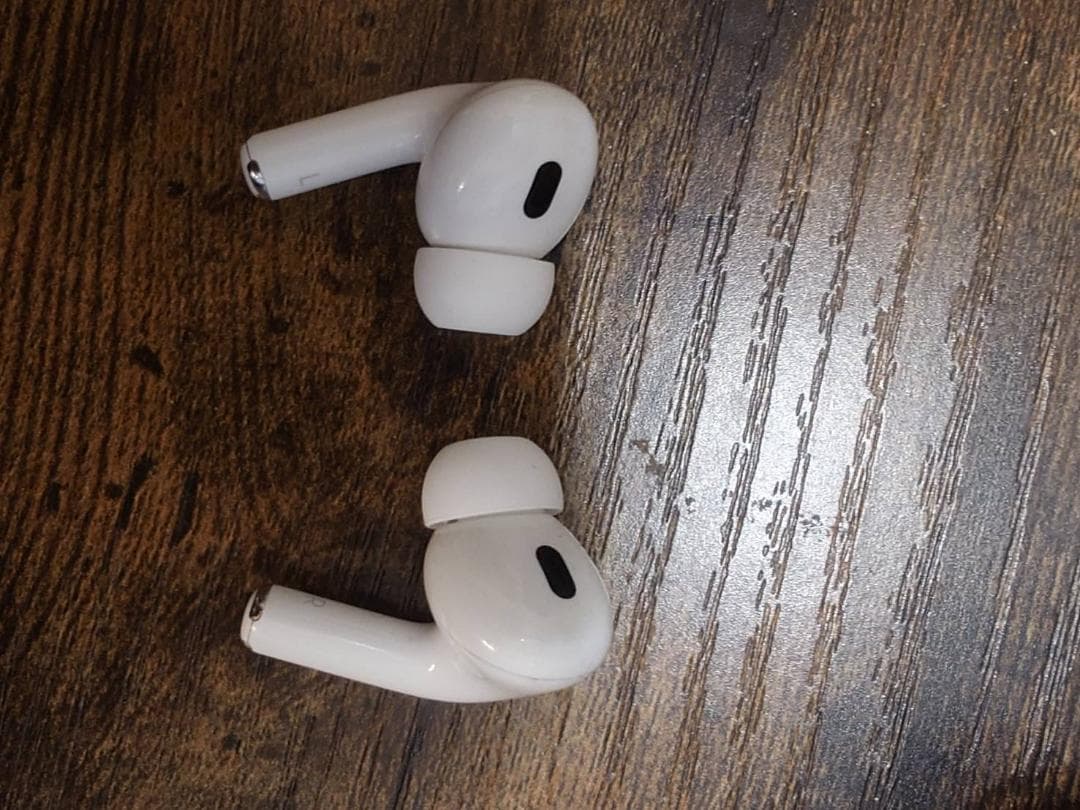 良品】airpods pro 第2世代 機種変更出品 ワンオーナー品 付属品〇