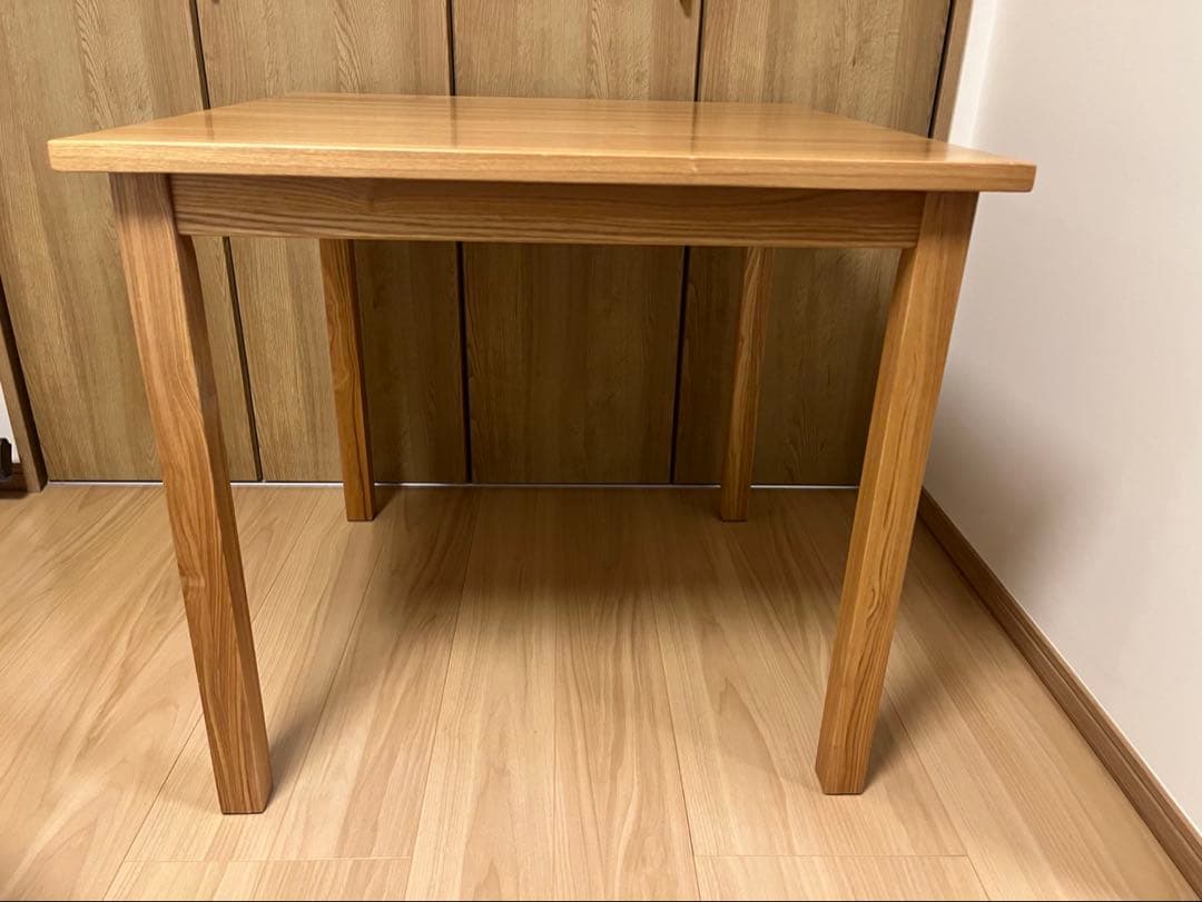 MUJI タモ材 テーブル 無印良品(MUJI)の希少なタモ材 ダイニングテーブル 140cmです