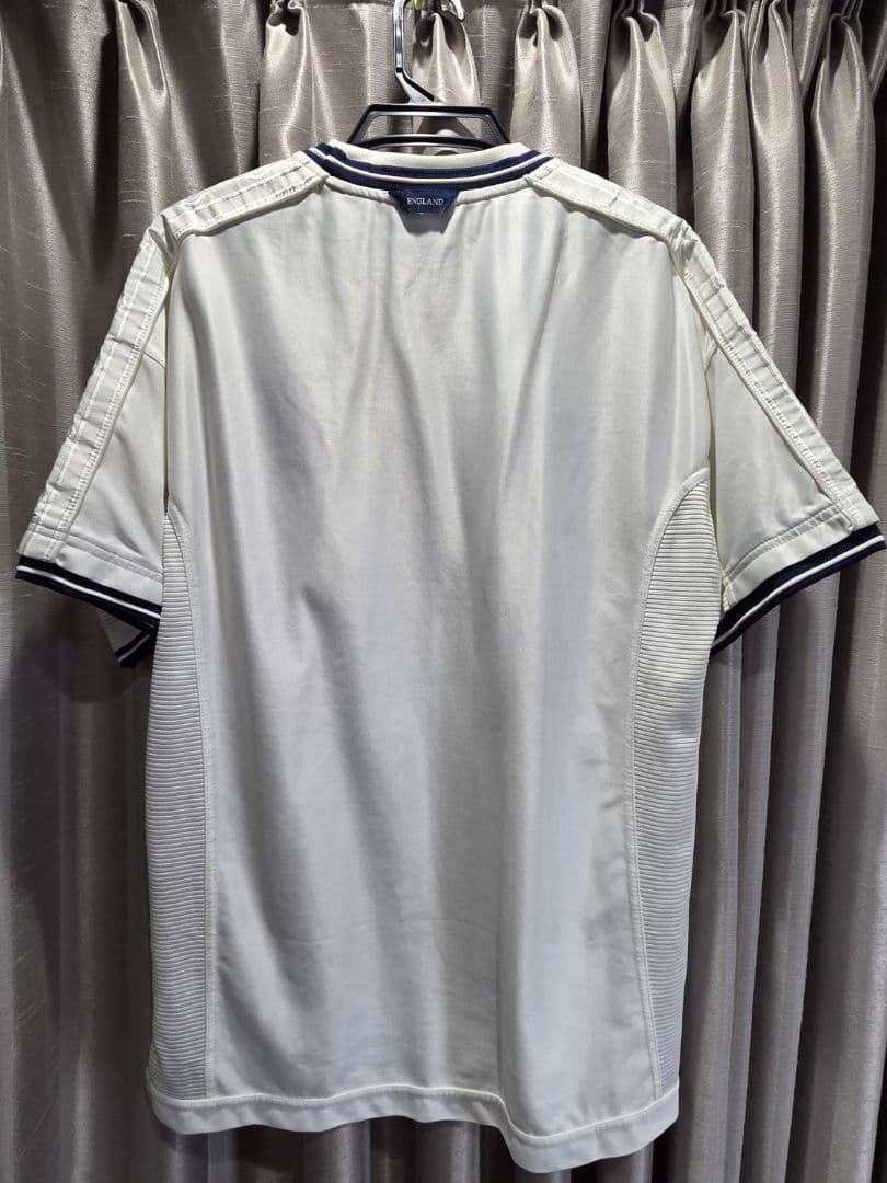 Umbro イングランド代表 サッカーユニフォーム 2000 - メルカリ