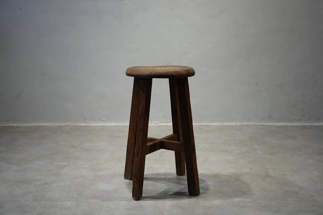 丸スツール　木製　昭和レトロ　アンティーク　ビンテージチェア アンティーク / 昭和レトロ ヴィンテージ 丸スツール イス / 丸椅子