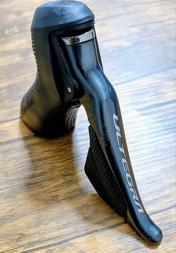 美品】シマノ ULTEGRA Di2 ST-R8070 油圧ブレーキSTI右 - メルカリ