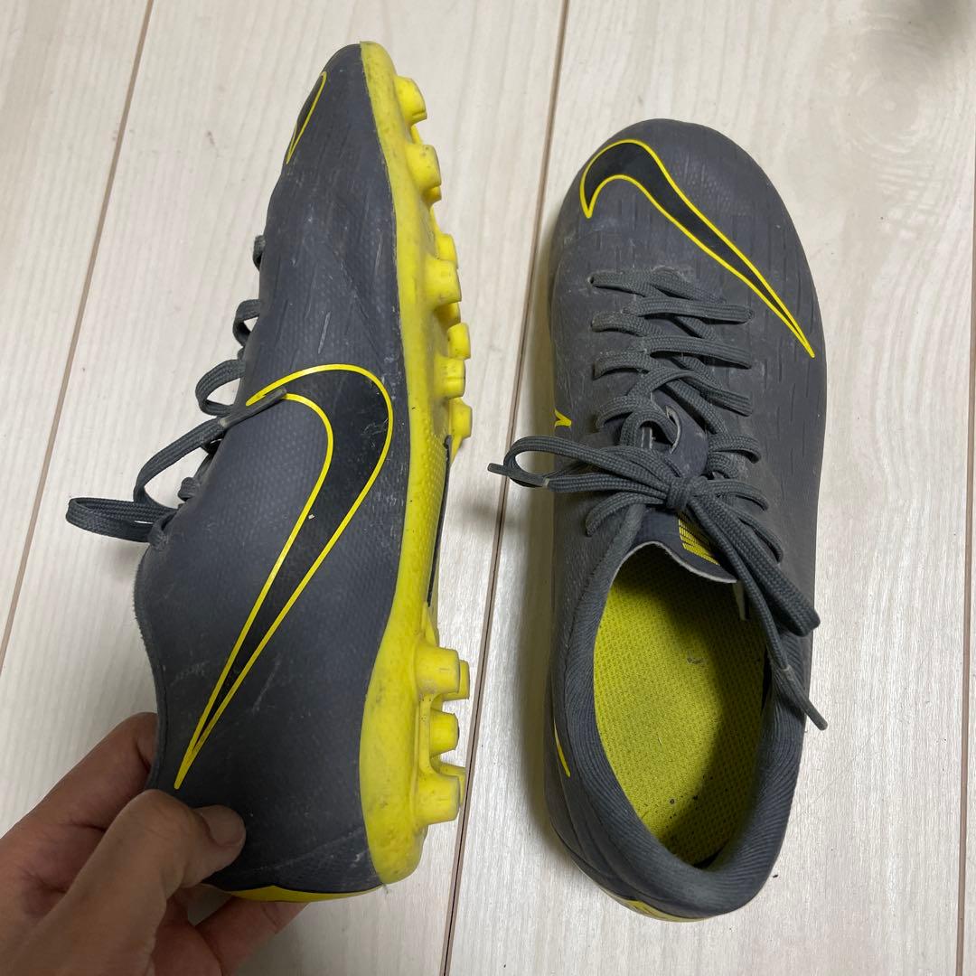 Nike サッカーシューズ スパイク グレー/イエロー - メルカリ