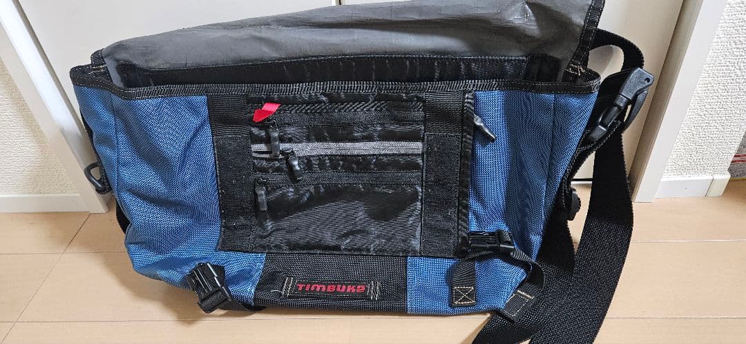 Timbuk2 メッセンジャーバッグ 青/黒 - メルカリ