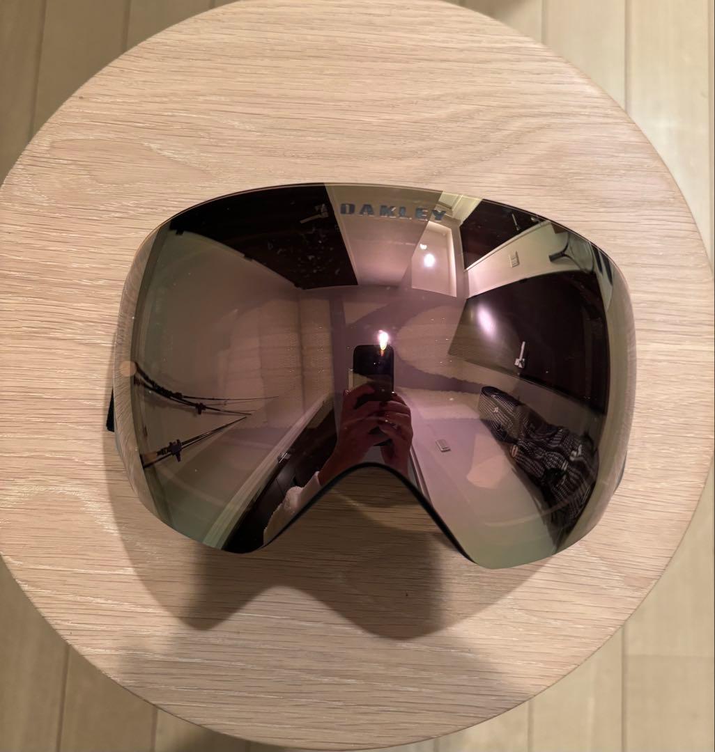 Oakley ミラーレンズ ゴーグル ケース付き - メルカリ