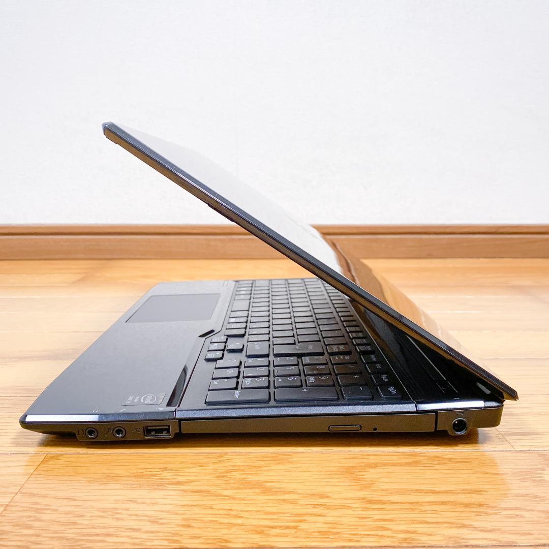 オフィス2021✨届いてすぐ使える富士通ノートパソコン 快適SSD Win11