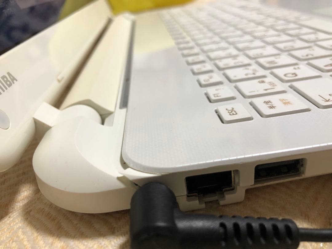 dynabook PTEX 35MSVW ACアダプタ付き - メルカリ