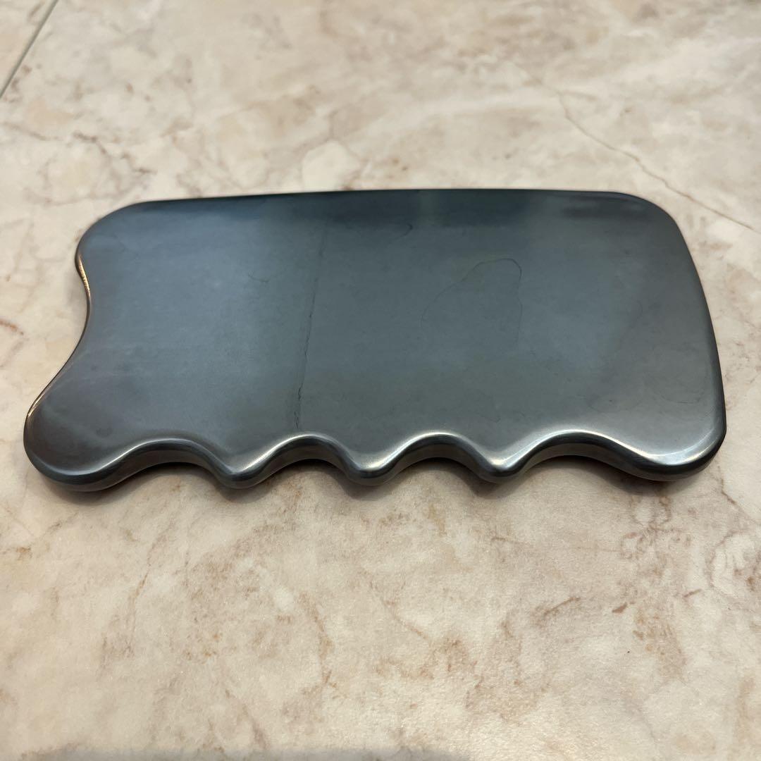 【ぶどう様】最終価格！YOSA 美顔用品　箱付き　チタニウムエッジ　ヨサ