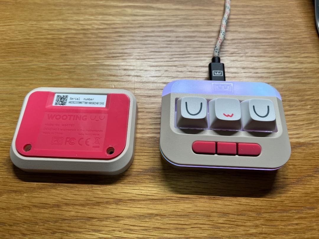 Wooting UwU RGB + Brass bottom case - メルカリ