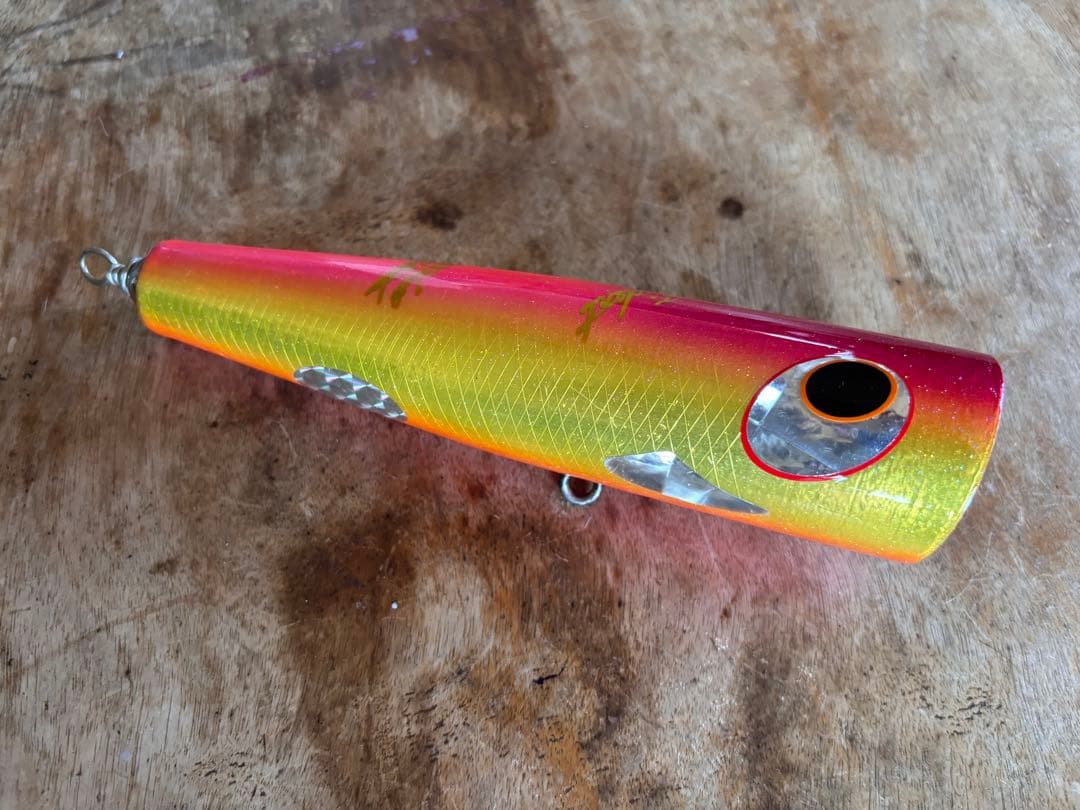 貝田ルアー トライデント トランペット shell shaping lures (貝田ルアー) Trumpet(トランペット)140 使用