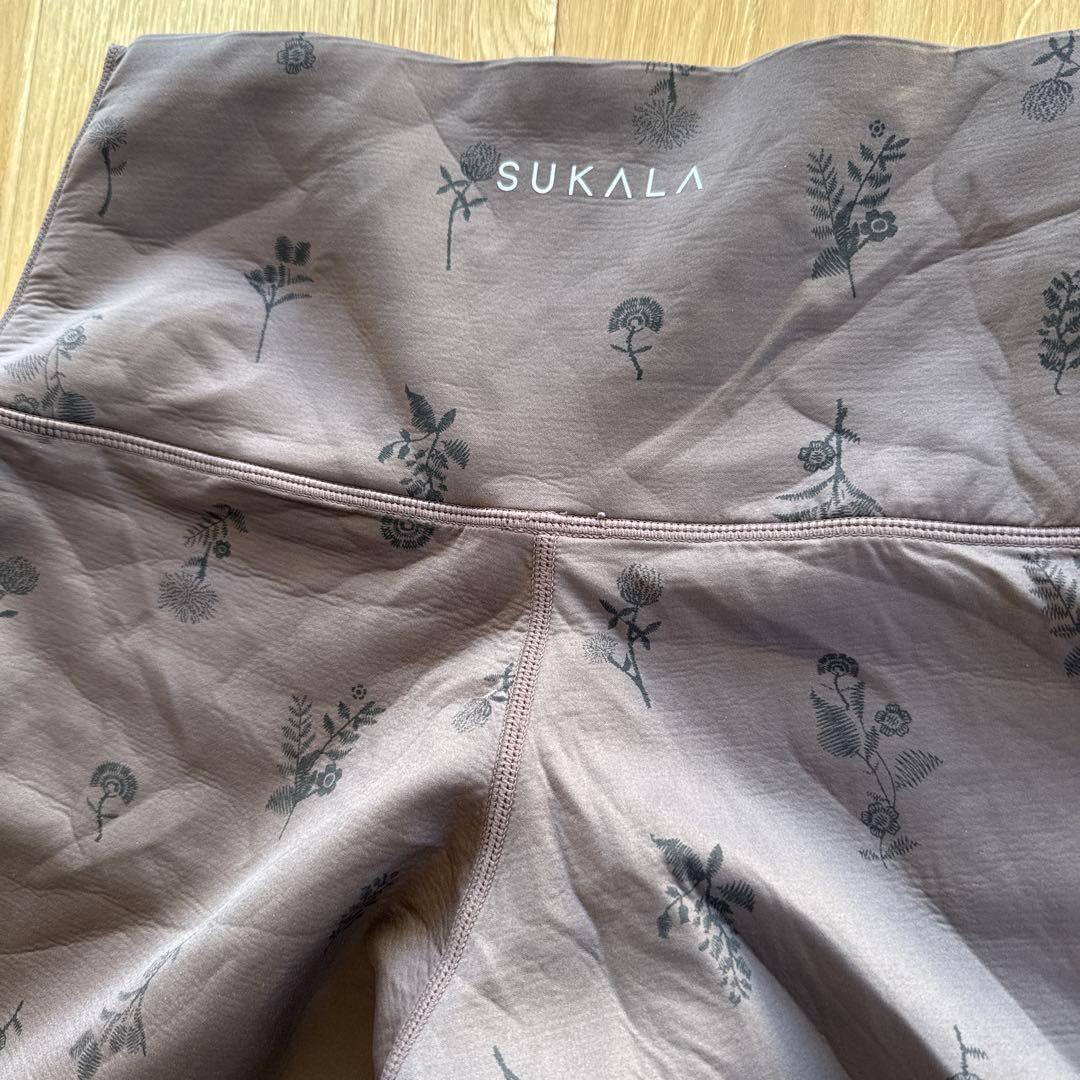 SUKALA】フラワーブーケレギンス ブラトップヨガウェアセット ブラウン