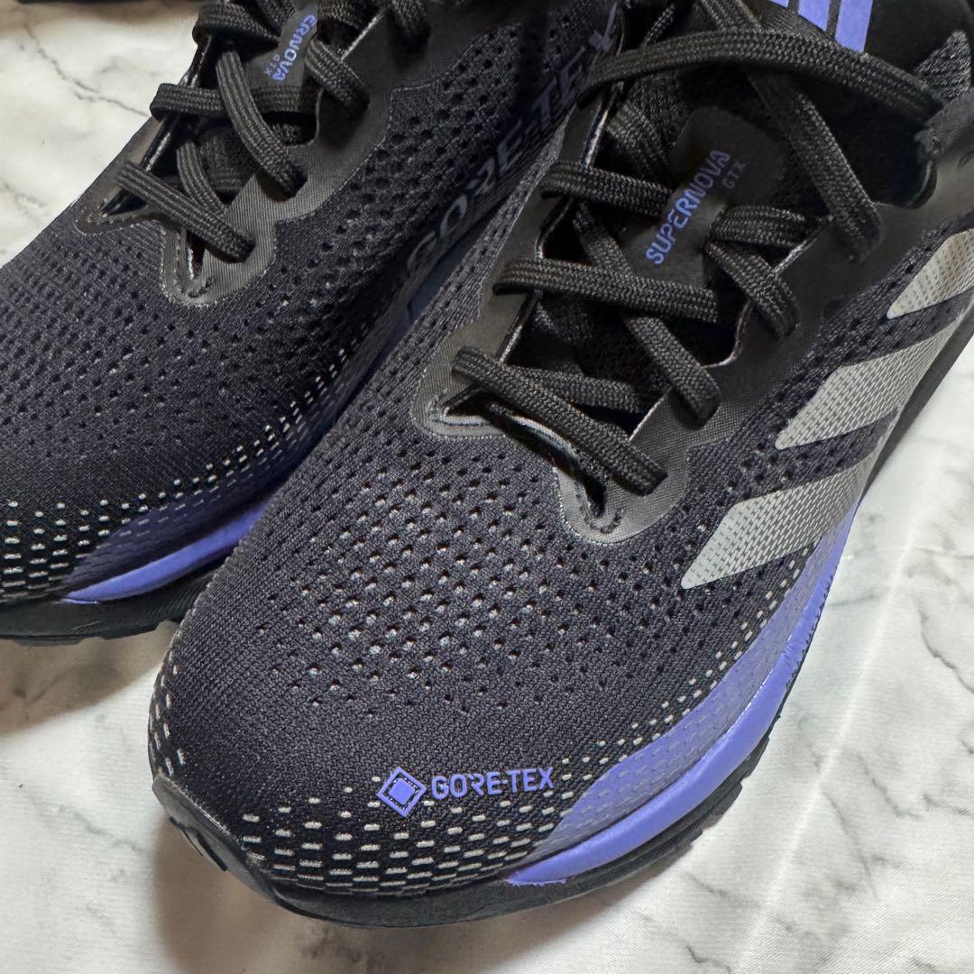美品☆adidas スーパーノヴァ GORE-TEX 防水モデル 27.5cm