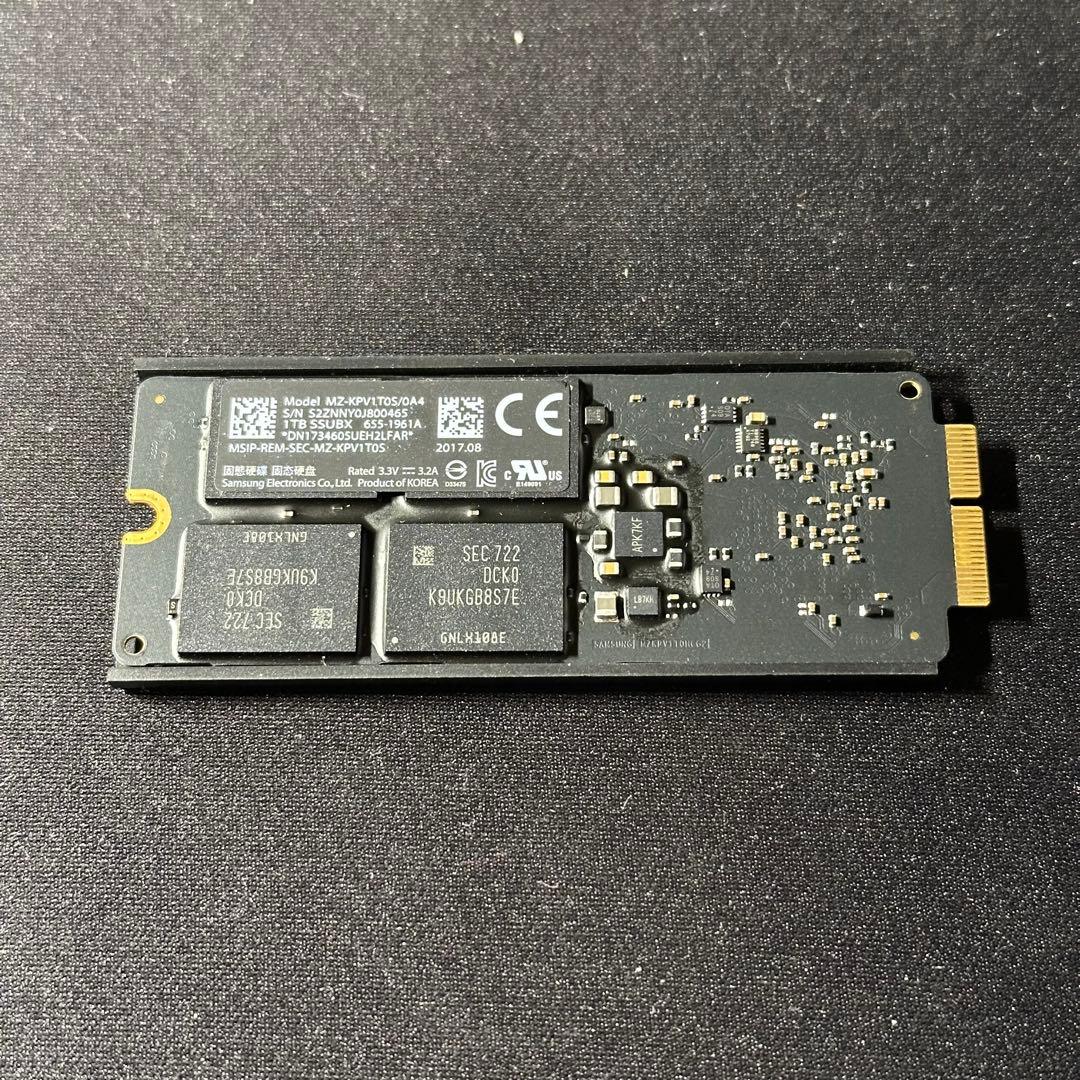 Apple Mac Pro 純正SSD MZ-KPV1T0S/0A4 1TB Apple Mac Pro 純正SSD MZ-KPV1T0S/0A4 1TB