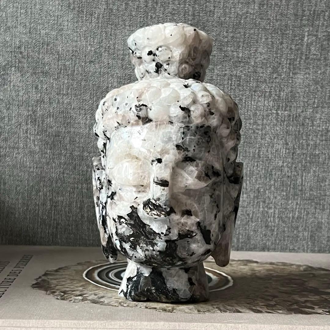 レインボームーンストーン　ブッダヘッド レインボームーンストーン（インド産） ラフドロップ ブリオレット