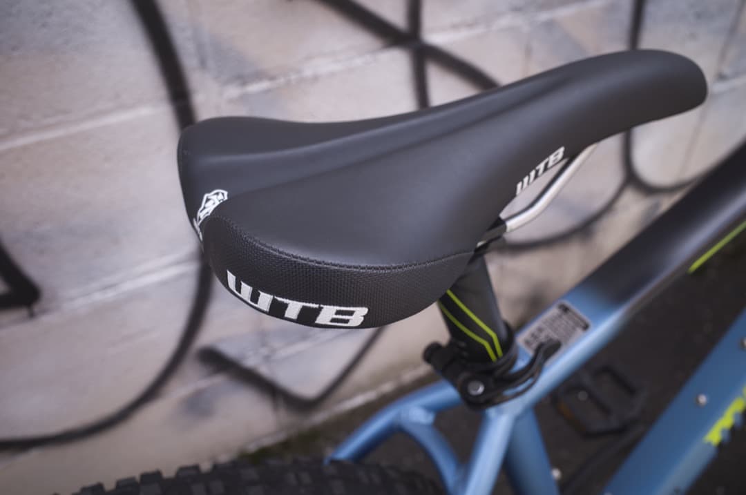 福岡市現地引取限定】新車 MONGOOSE TYAX EXPERT - メルカリ