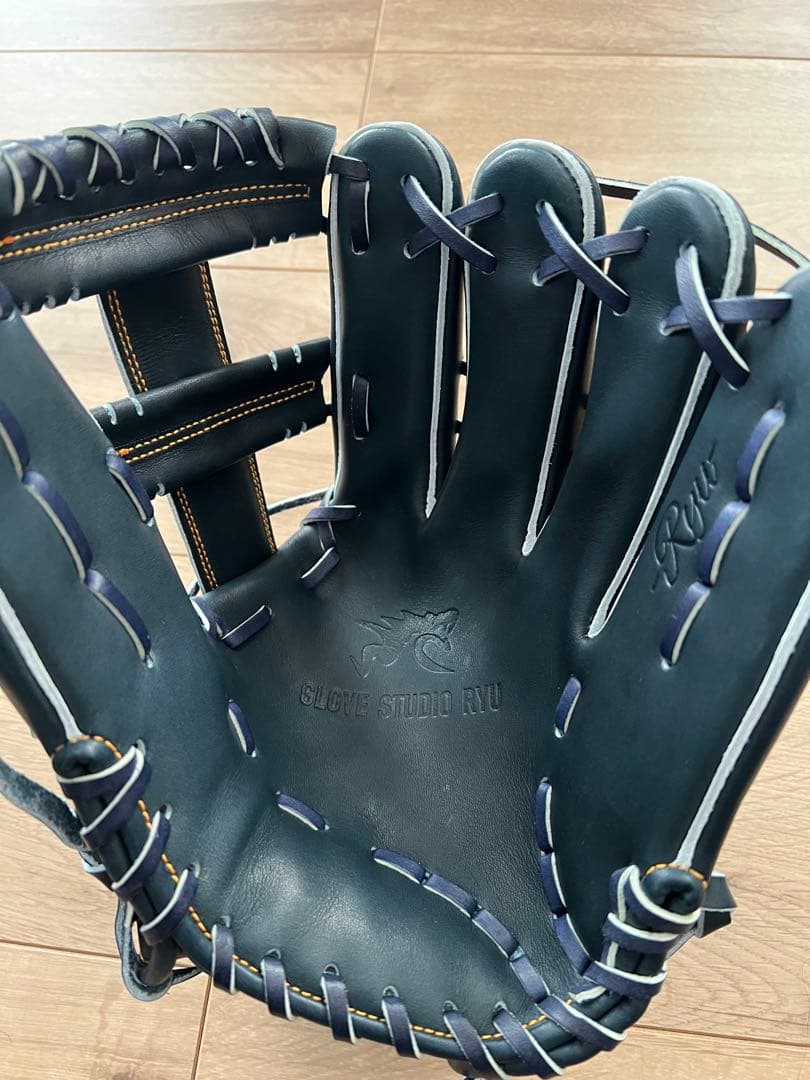 RYU 硬式グラブ 502型 店舗別注 小指2本入れ - メルカリ