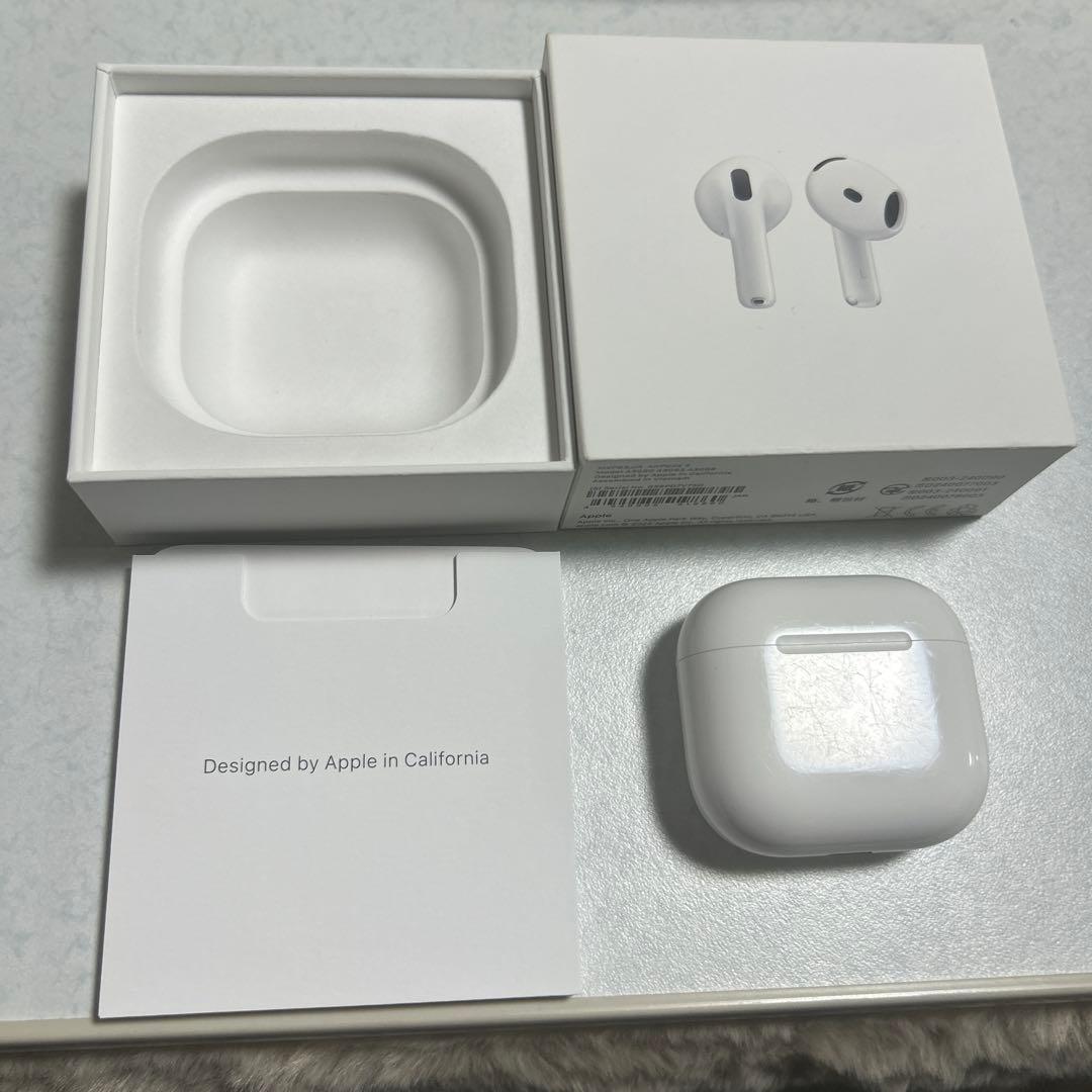 AirPods4 ノイズキャンセリング非搭載モデル 本体 充電ケース付き
