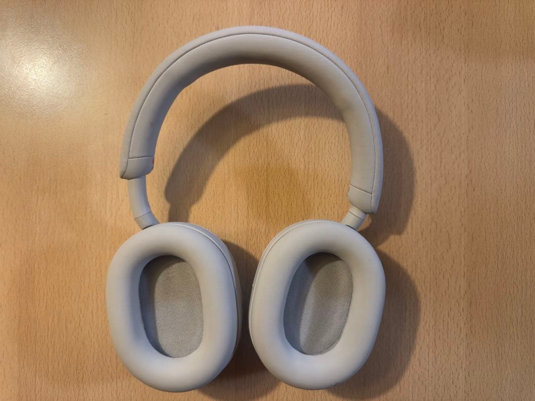 SONY WH-1000M5ホワイト ワイヤレスヘッドホン Amazon.co.jp: ソニー(SONY) ワイヤレスノイズキャンセリングステレオ