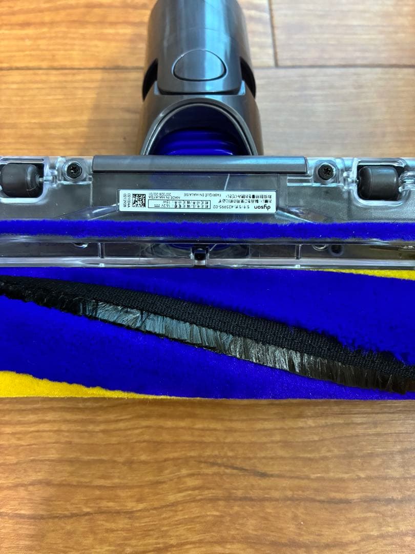 美品】ダイソン V12 fluffy Optic ヘッド425995-02-5 - メルカリ