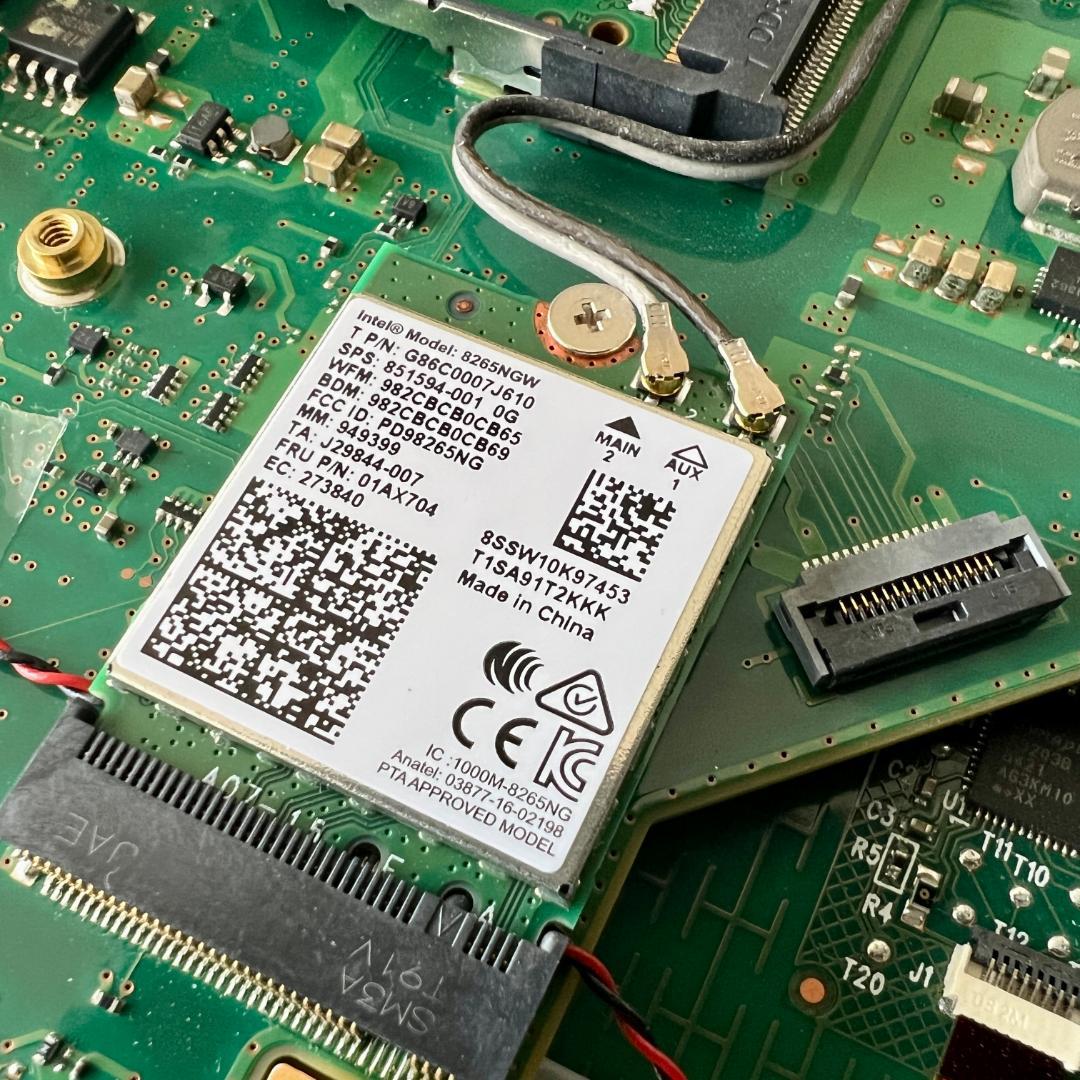 Ubuntu搭載】富士通ノート i5-8350U/12GB/SSD256GB - メルカリ