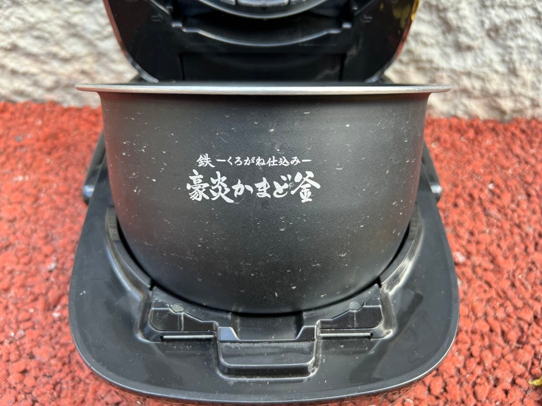 【高年式】2021年式 5.5合 1.0L 象印 炊飯器 NW-JU10