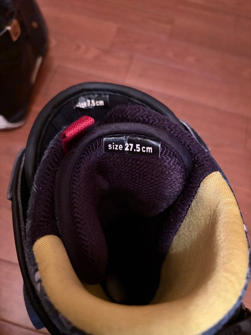 アキタろうコブラワークスボアシステム　中古スノーボードブーツ 27.5cm