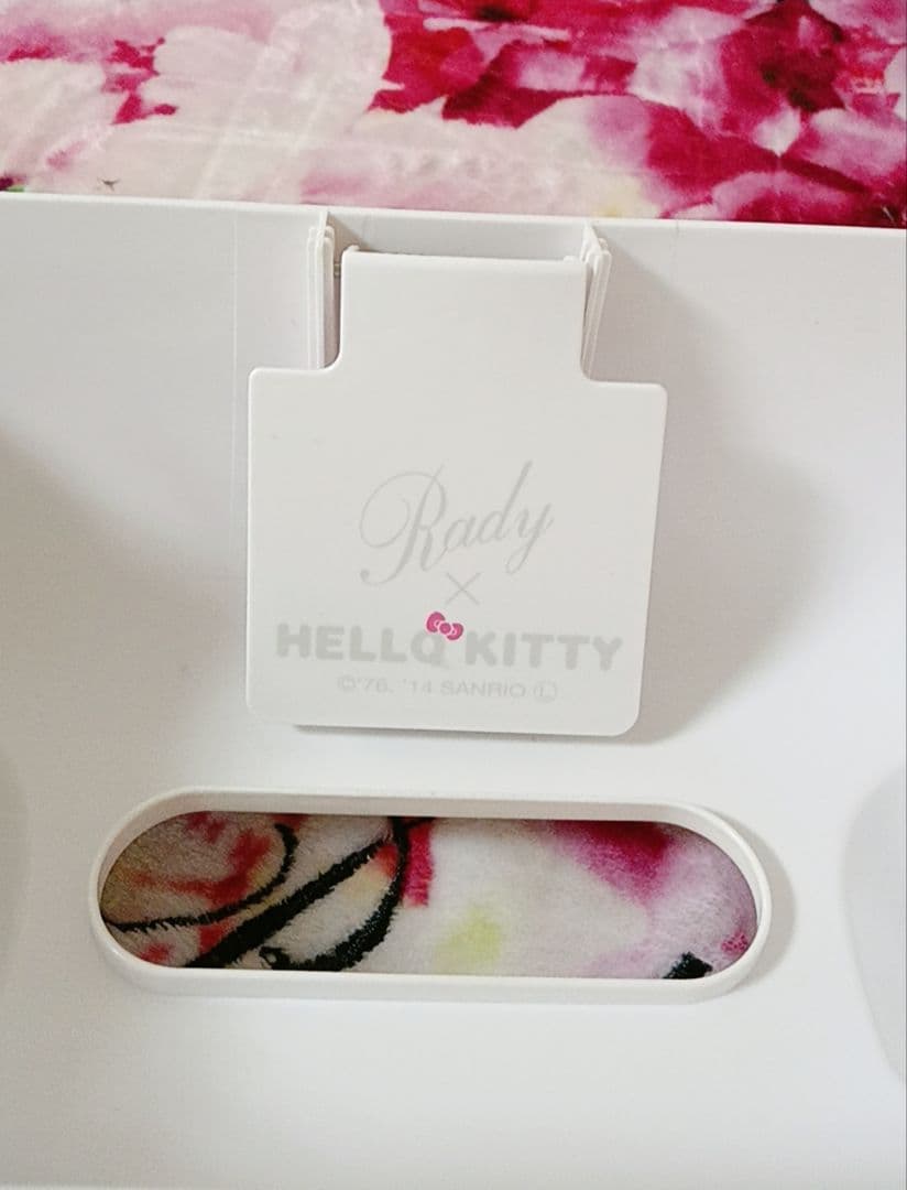 Rady♡レアハローキティーティッシュボックスハートマーブル