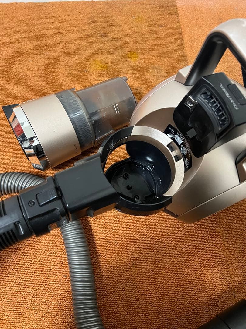 ゆきんこ様専用 東芝 2020年製 VC-BK750X-N サイクロン式掃除機 - メルカリ