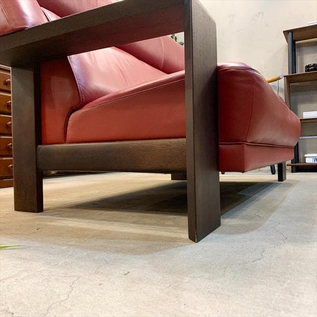 ciel様 カリモクチターノのダンテレザーアームソファ2シーター - メルカリ