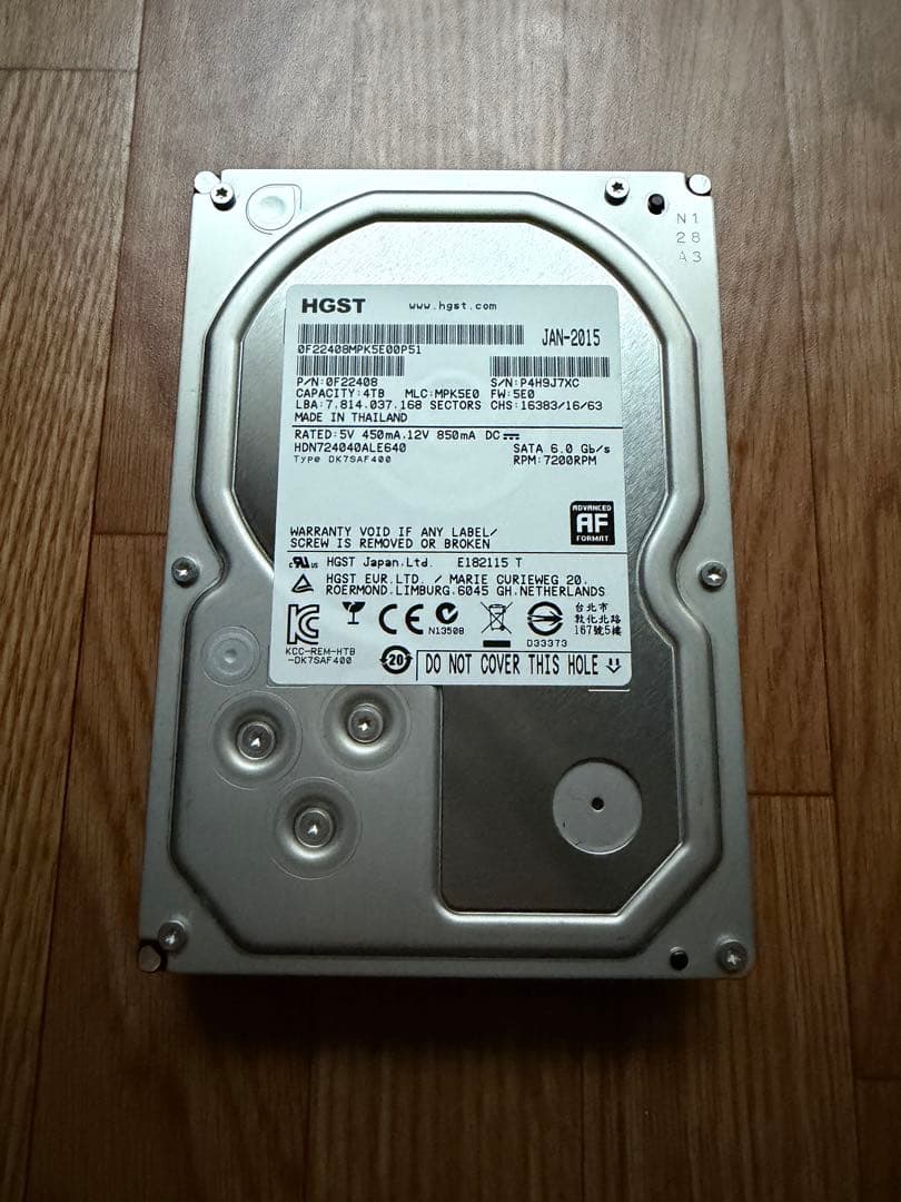 HGST 4TB HDD 7200RPM SATA 3.5インチ - メルカリ