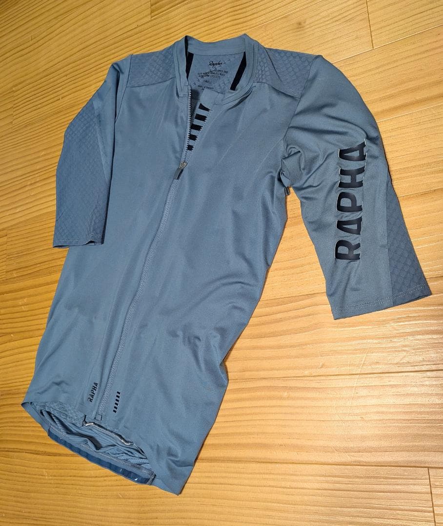 Rapha 廃盤品 Men’s Pro Team Aero Jersey Ⅱ Rapha Men's Pro Team Aero Jersey - Fade – woolyswheels.com.au