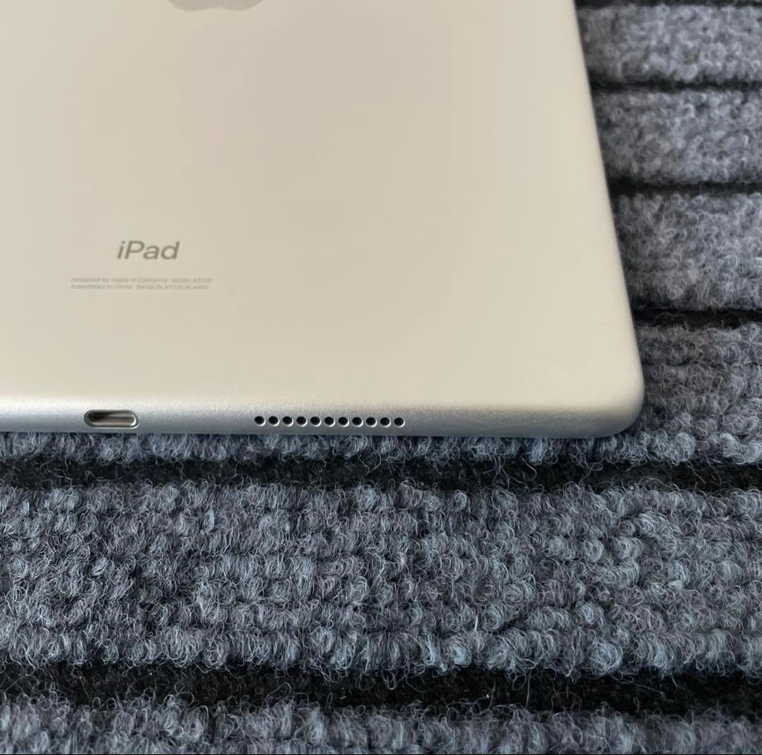 iPad Air3 64GB SIMフリーモデル シルバー - メルカリ
