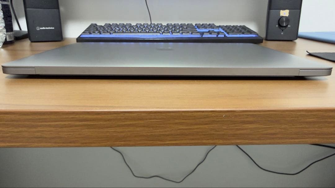 MacBook本体 MacBook Pro 2.3GHz i9 16GB 1TB