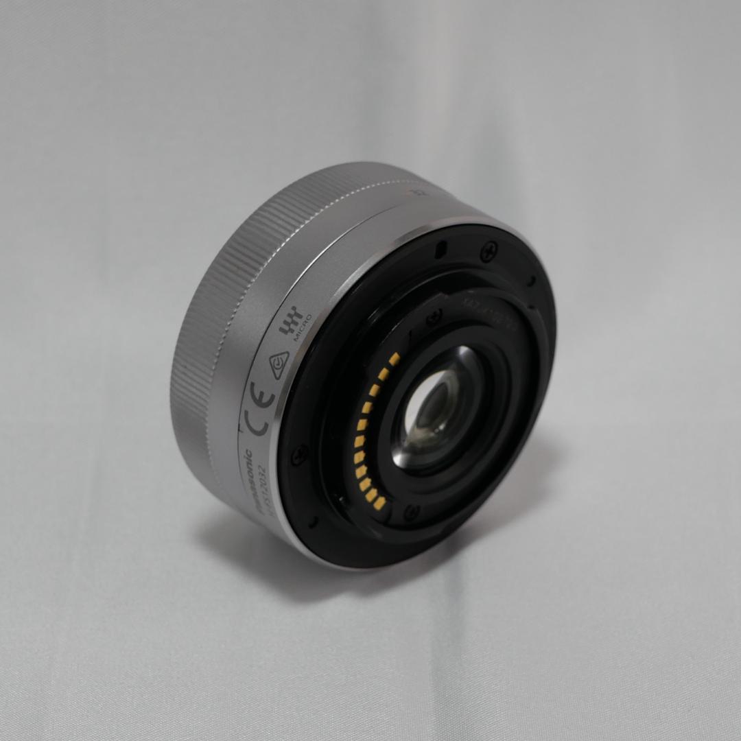 LUMIX 12-32mm F3.5-5.6 ズームレンズ　 シルバー