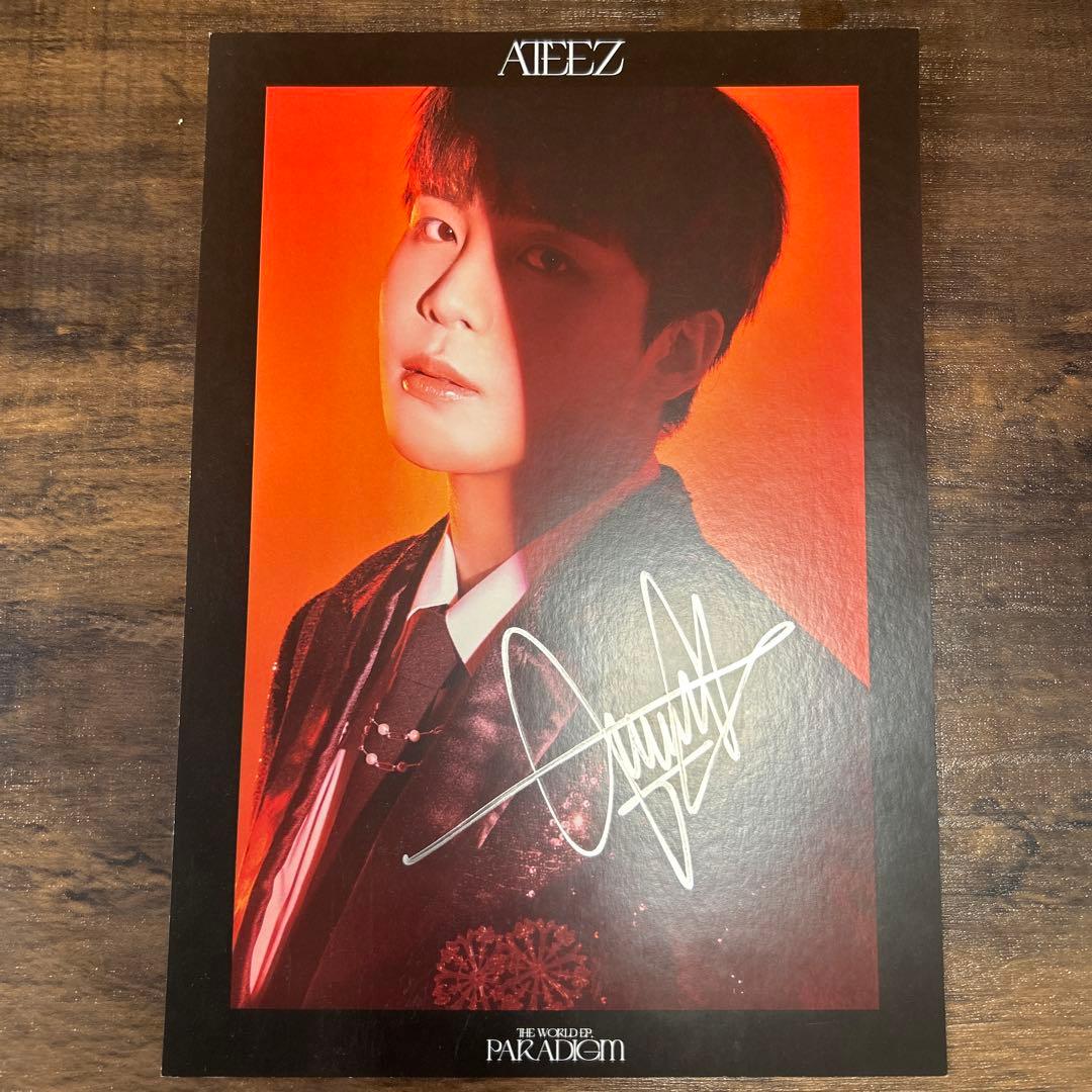 ATEEZ ジョンホ サイン入りポストカードセット - メルカリ