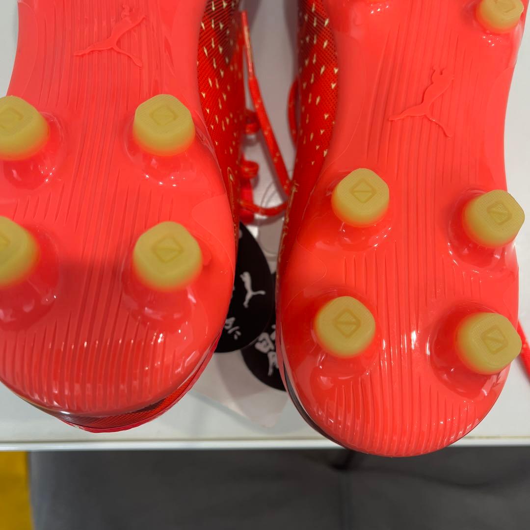 PUMA プーマ　ULTRA サッカーシューズ 24.0cm レッド