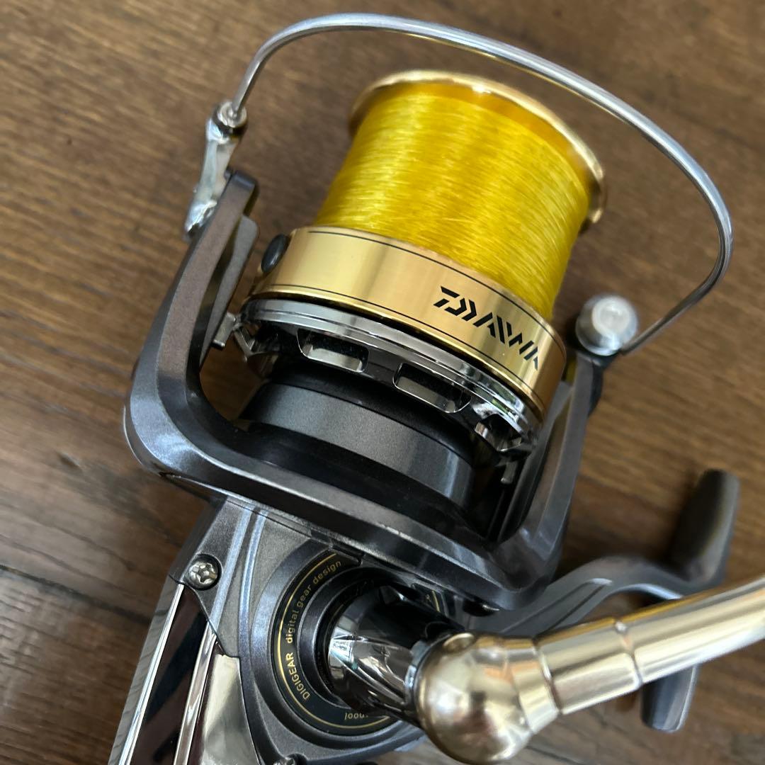DAIWA CROSSCAST 5000 リール お値下げ不可 - メルカリ