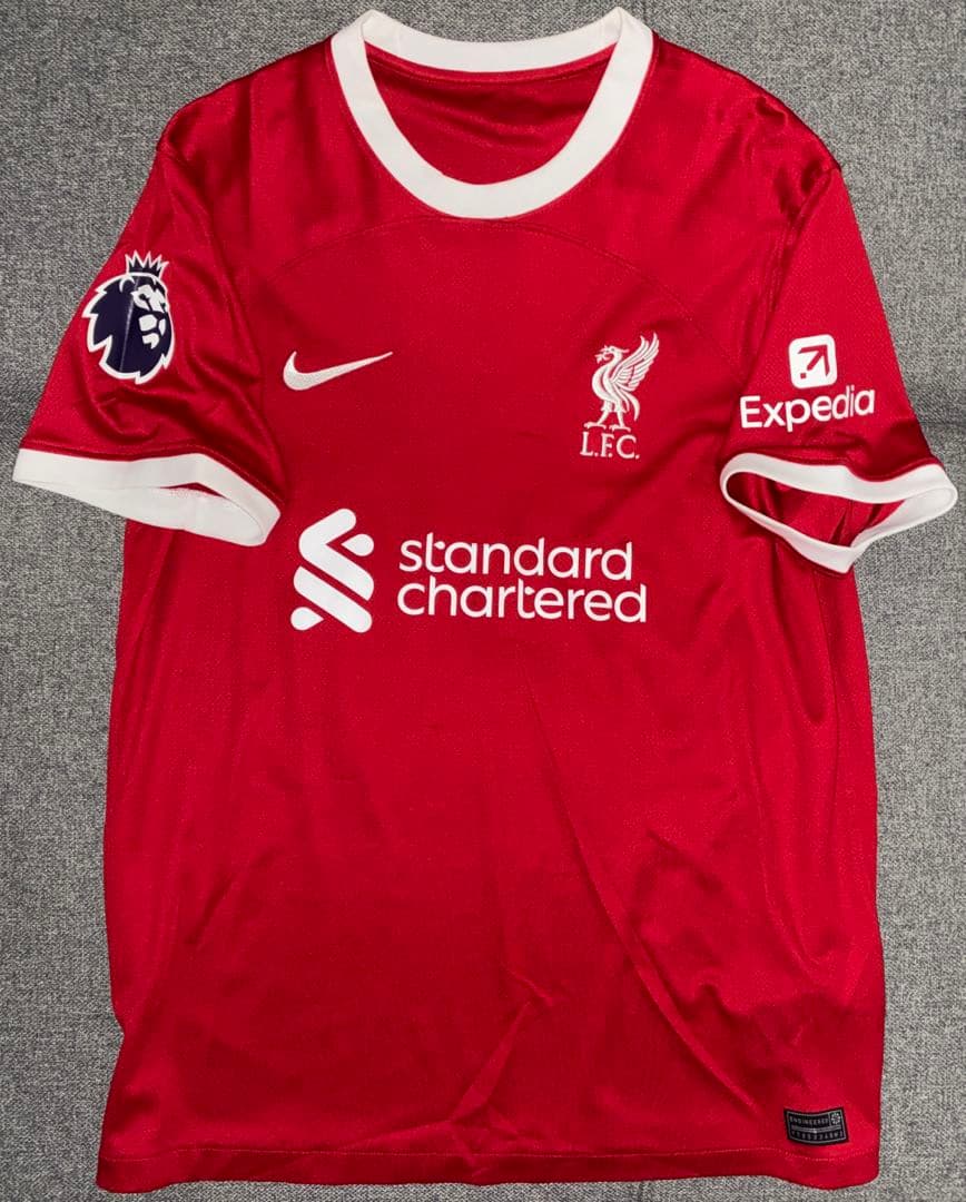 【正規品】リヴァプール 23/24 ホーム ユニフォーム ロバートソン 正規品】リヴァプール 23/24 ホーム ユニフォーム ロバートソン - メルカリ