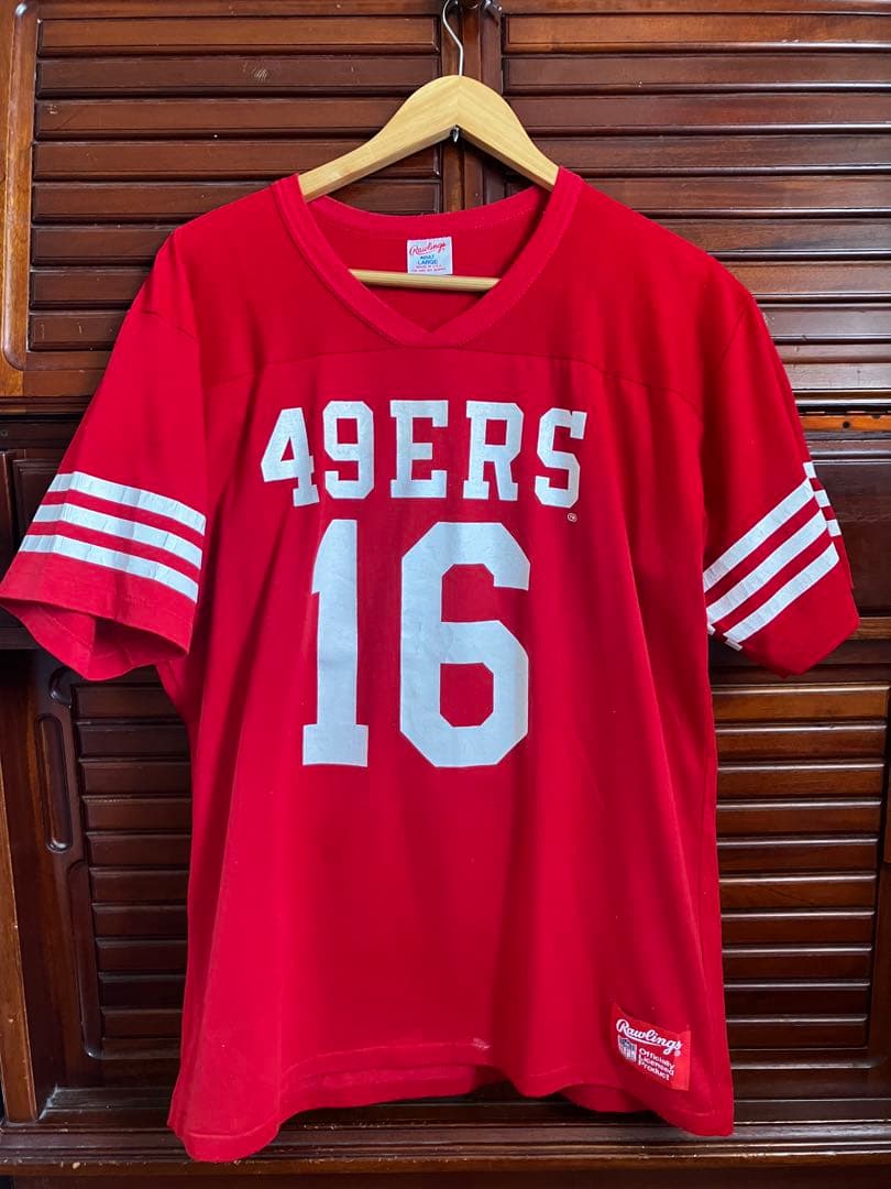 破格 BUFFALO WILD WINGS アメリカンフットボールシャツ 82