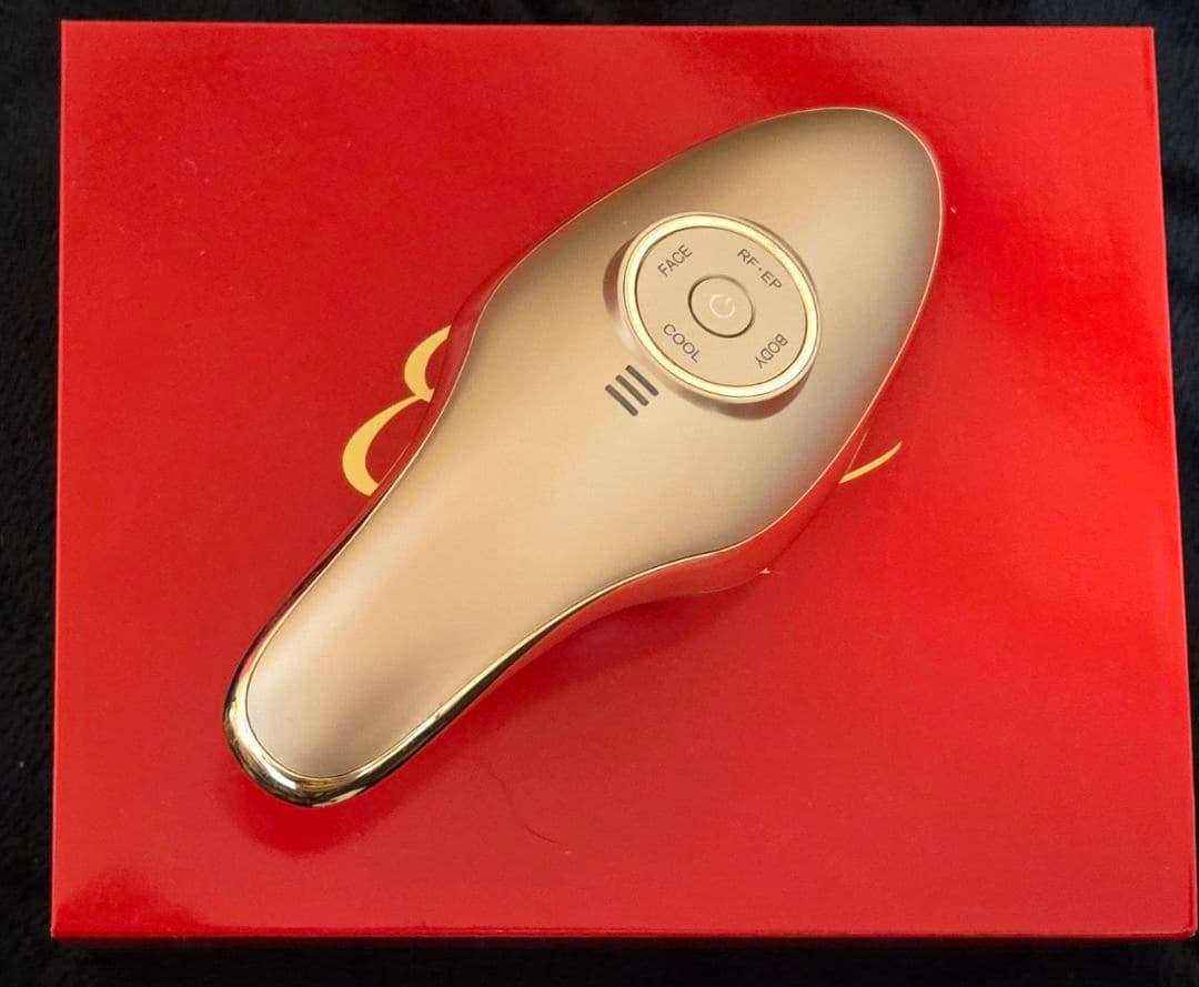 Eclat ME LABOUM エクラ 美顔器 ECL-02 Eclat ME LABOUM エクラ 美顔器 ECL-02 - メルカリ